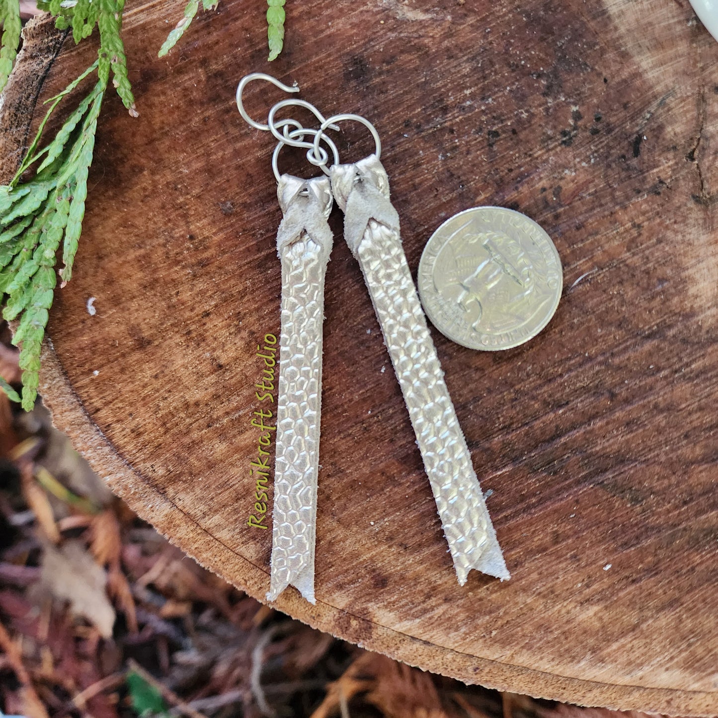 Bleed Knot Earrings